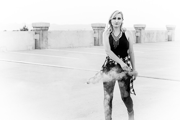DSC_7788BW2-2