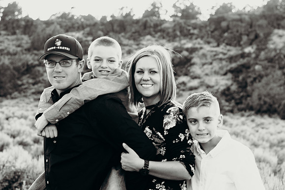 DSC_0099BW2-2