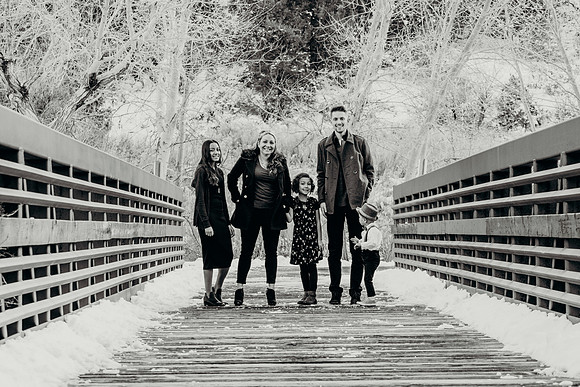 DSC_9272BW2-2